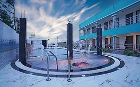 Golden Sand Beach Resort